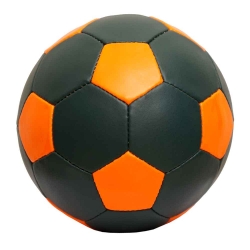 Football  in panna